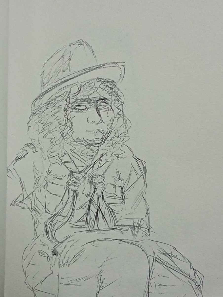 RaptorMago's tweet photo. Hice unos retratos, estos los hice en el campamento scout eeas 2025 (todos los retratos fueron hechos en menos de 10 minutos) #art #arte #scouts #traditionalart https://t.co/Jskblc83Nz
