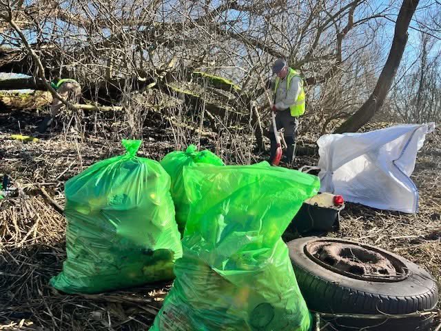 AltenaNet tweet media