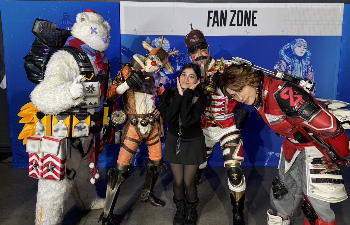 Gwen4youu's tweet photo. This might be the best Apex Legends photo I’ve ever taken! https://t.co/yNw3g5mAfP