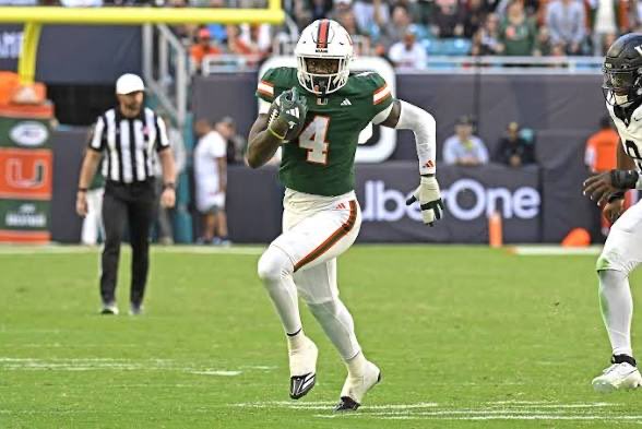 acelybrown_20's tweet photo. #AGTG After a great conversation with @Coach_Upshaw I’m blessed to receive my 8th D1 offer from the University of Miami
@stephonhuderson @CoachBoyles @MacCorleone74 @Coach_CJBailey https://t.co/DrqgUJzsC9