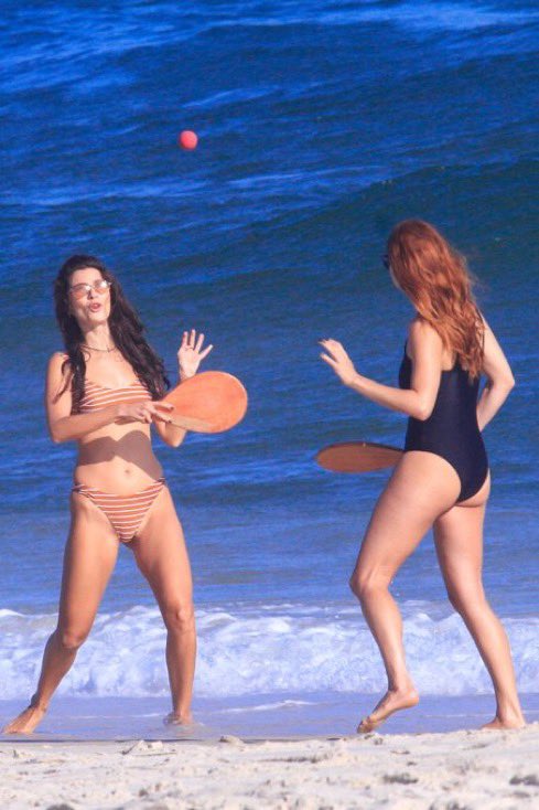 GENTE PUTA QUE PARIUUUUU JRHFJDJDNCKSNCCN