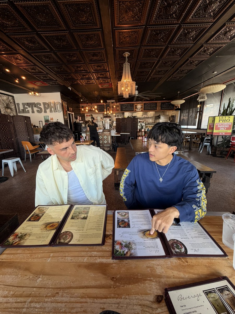 Austin Georgas tweet media