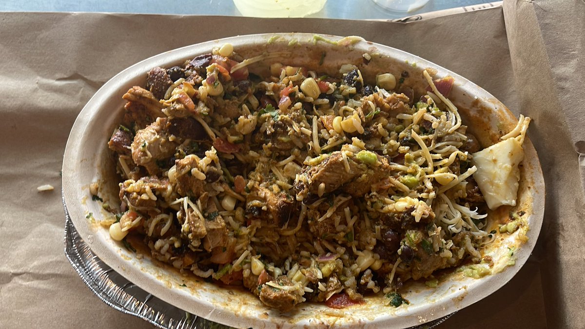 Ellodie ༉‧₊˚🕯️🖤❀༉‧₊˚. tweet media