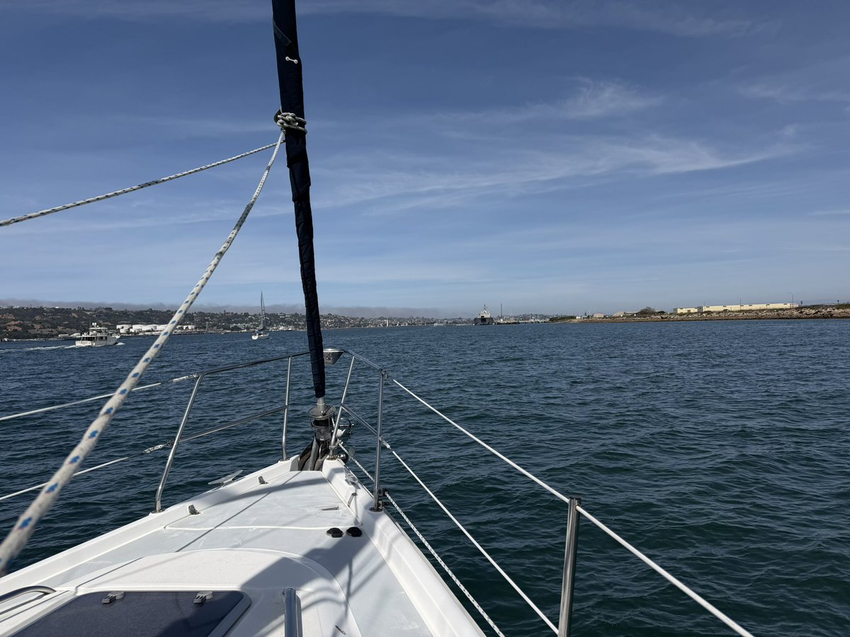 kenklippenstein's tweet photo. On my way to open up the straight of Hormuz 🇺🇸 https://t.co/DerCMM3Nud