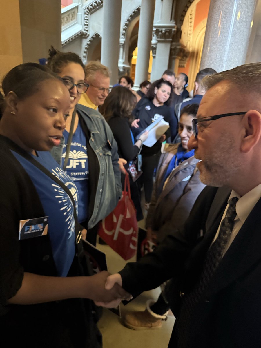 KAREEN MITCHELL tweet media