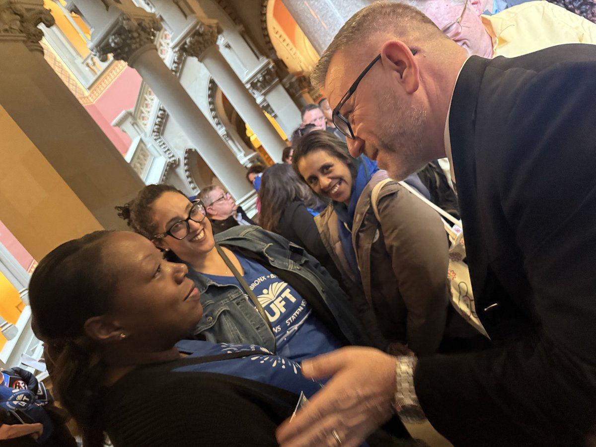 KAREEN MITCHELL tweet media