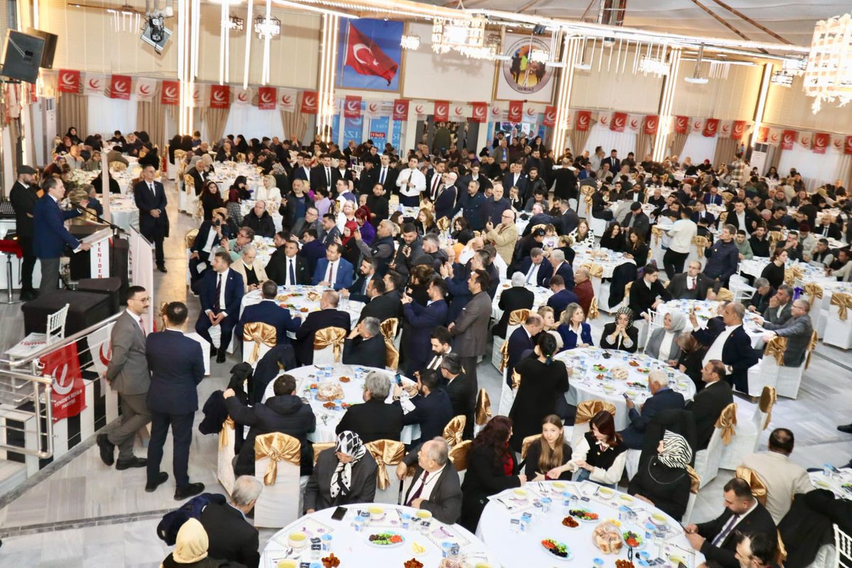 Yeniden Refah Partisi Genel Merkez Kadın Kolları tweet media