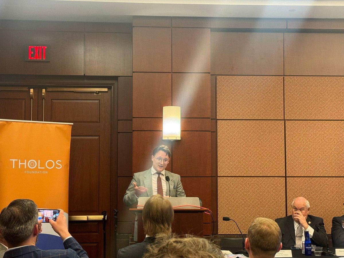 Fred de Fossard tweet media