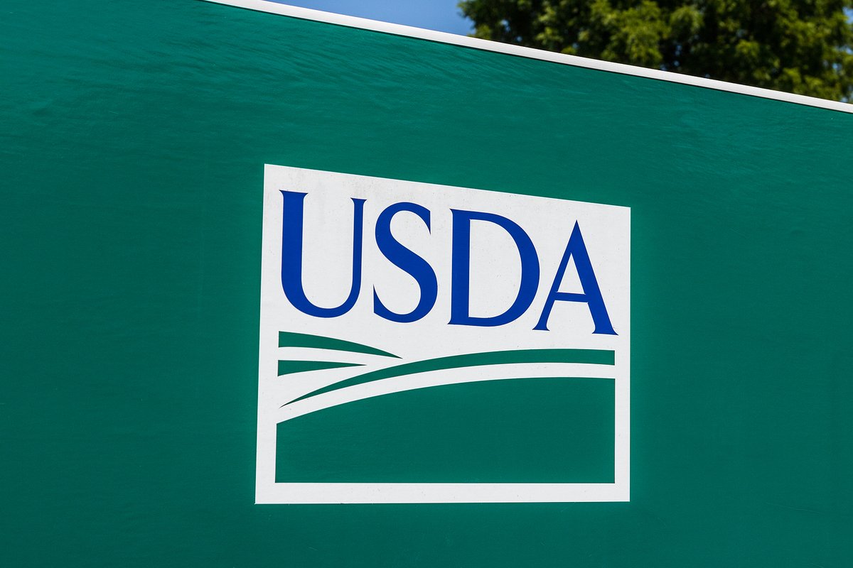natlawreview's tweet photo. USDA Grants More Waivers to Restrict SNAP Purchases https://t.co/lEBuD2z4rf #USDA #SNAP #waiver #food @Keller_Heckman https://t.co/iLANj1fItS
