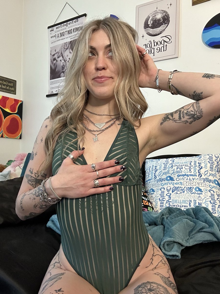 link in bio. cum get lucky 🍀 #onlyfans