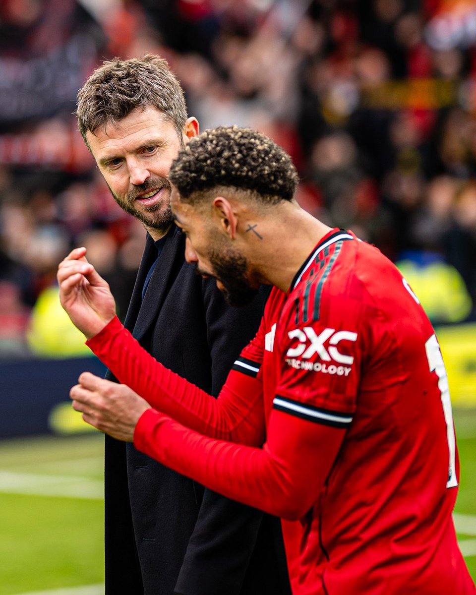 I dare anyone to show me Amorim photo with United players like this