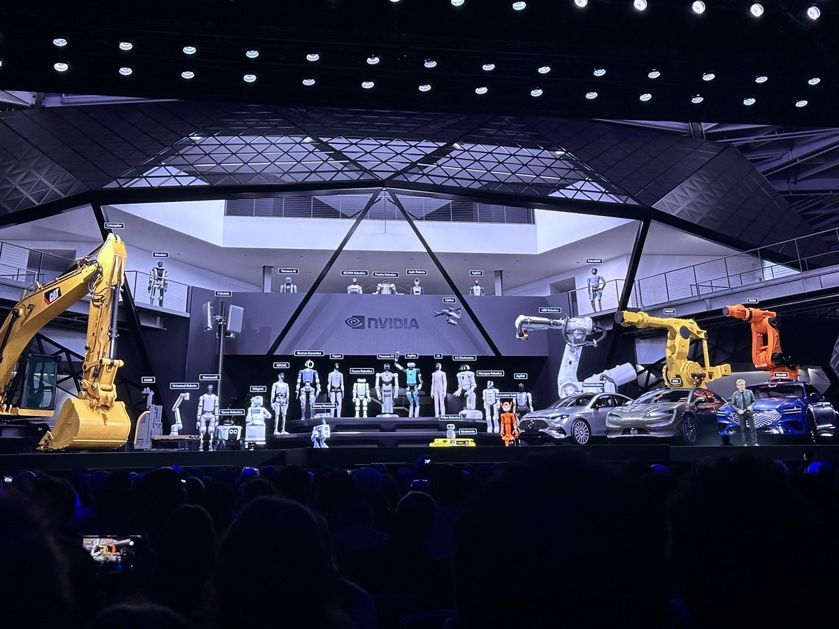 The Humanoid Hub tweet media