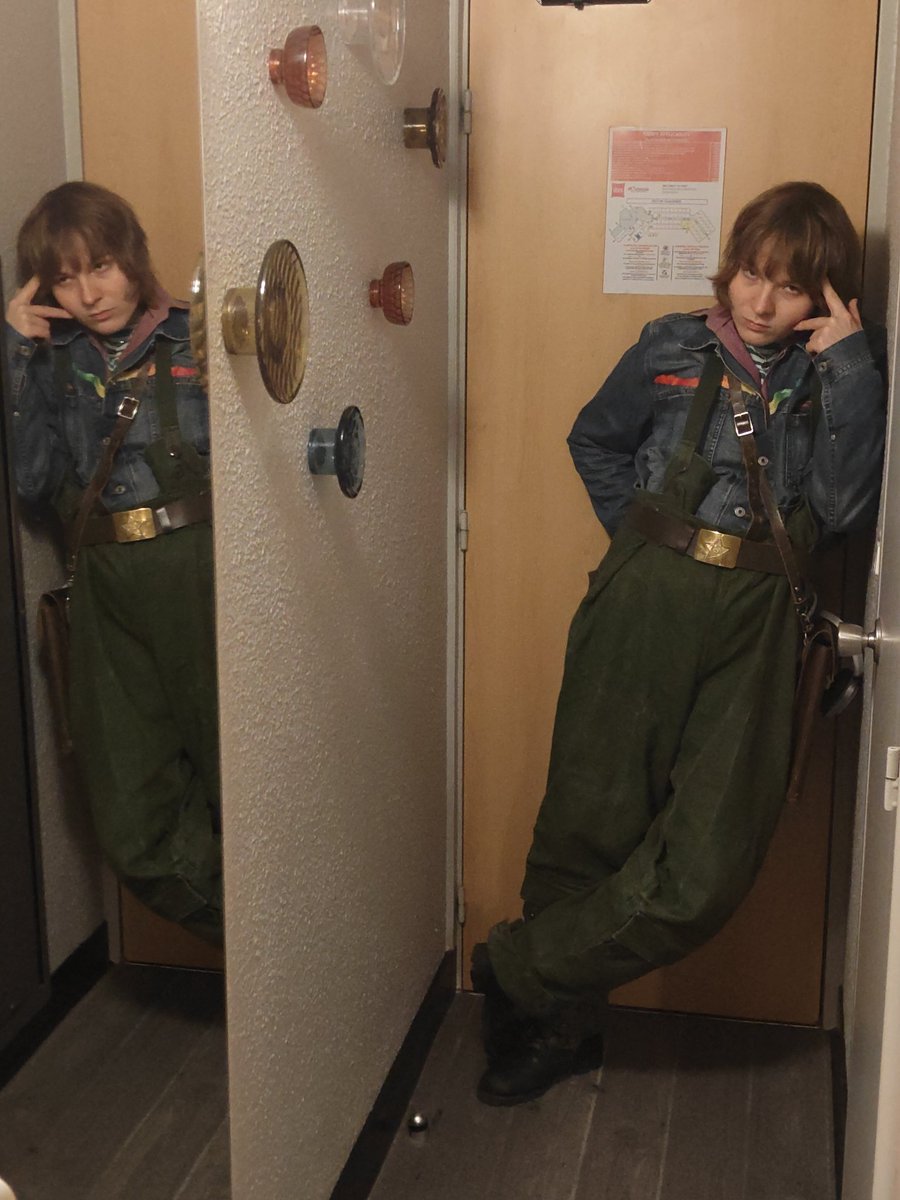 ukrsiberianFrancochenapan 🍭🥩⚢🖤🔪🐭🧀👁️👁️☯️🛣️ tweet media