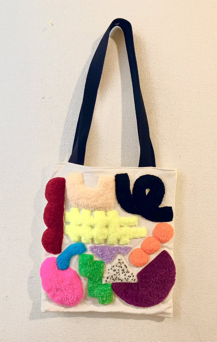 パンチニードルのモチーフをつけた布小物やレジンでキーホルダーなどを作っています☺︎

5/23…デザインフェスタvol.63
5/30…GUNMACRAFTMARKET

出展予定ですので、ぜひお時間のある方はPANIC PARTYの作品を見てくださいね⭐︎

thanks⭐︎<a href="/Lupopo_cafe/">*LUPOPO cafe&gallery* 三軒茶屋の糖質オフのケーキ専門カフェとハンドメイドのお店</a>