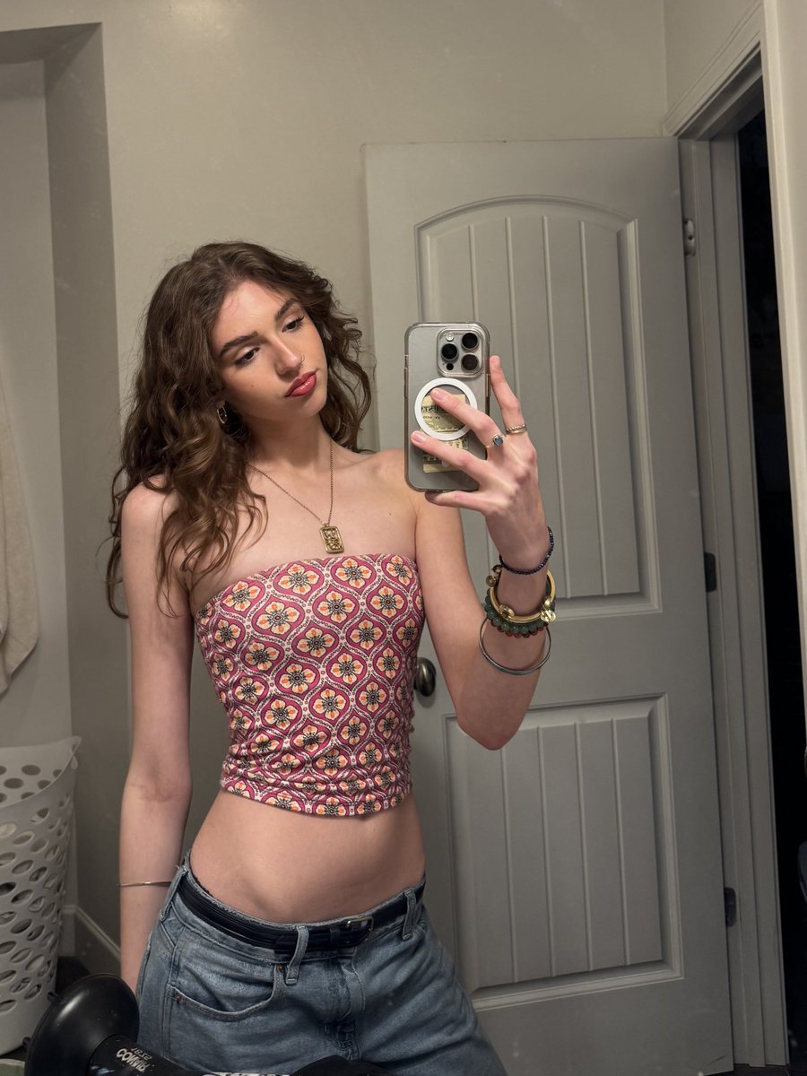 brat sabrina tweet media