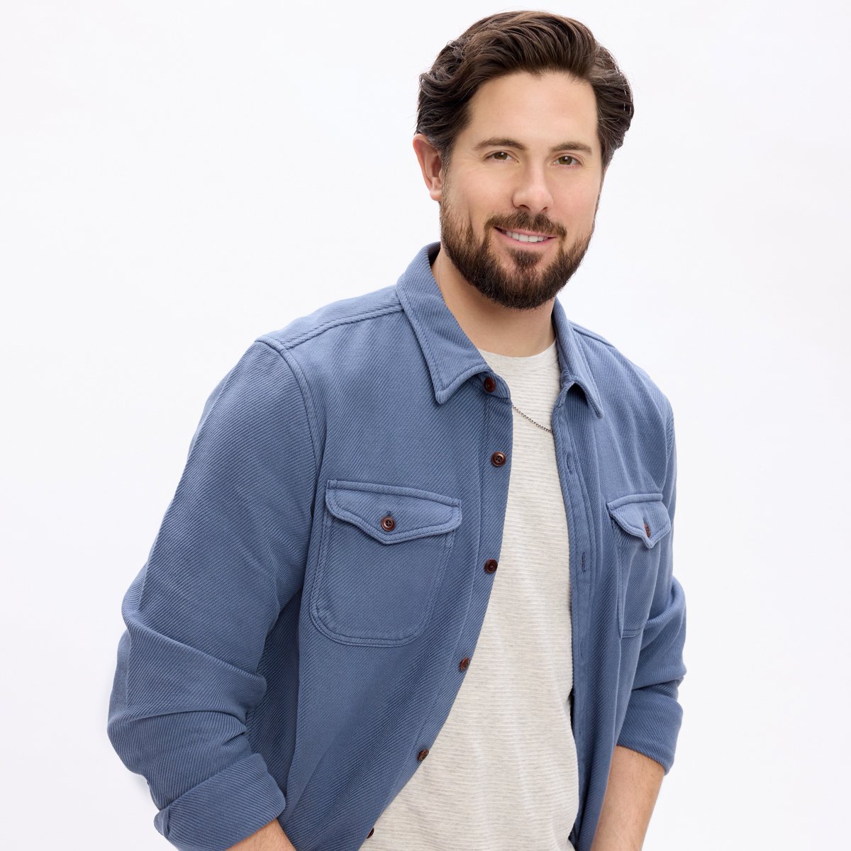 janettemsu's tweet photo. Same @ChrisMcNally_, different characters! Don't miss him as Will Saturday night in #TwoForTee and as Lucas Sunday night on #WhenCallsTheHeart! #Hearties @hallmarkchannel https://t.co/vHD5lLe6ki