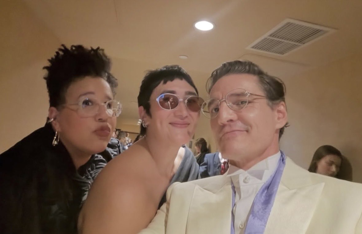 Pedro Pascal Daily tweet media