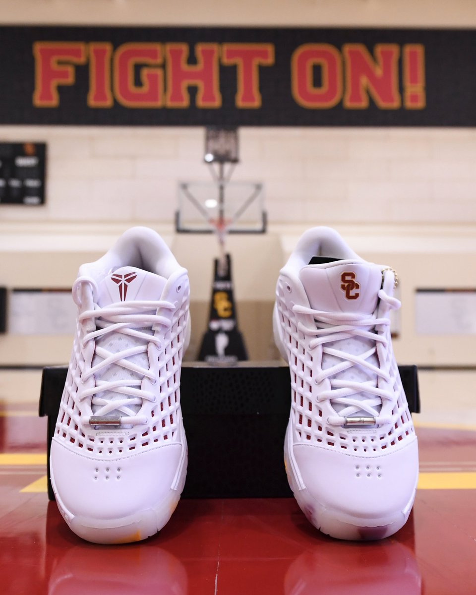 USC Women's Basketball tweet media