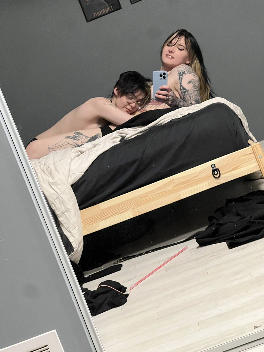 Raven Rots tweet media