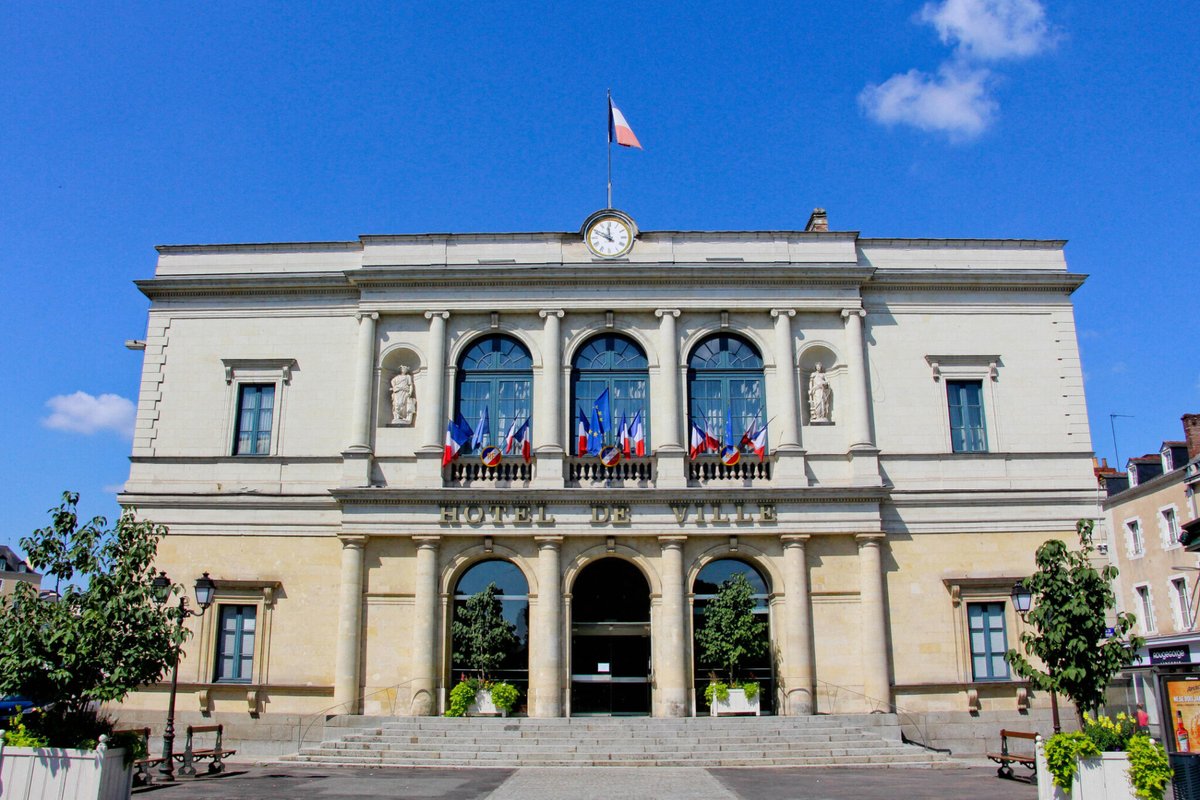 Le Parisien tweet media