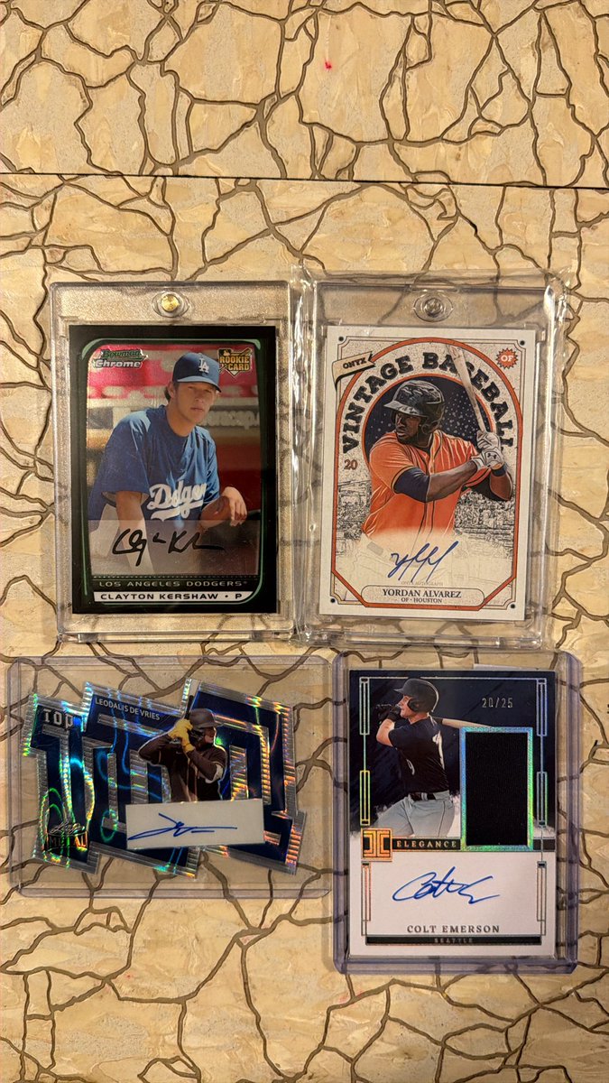 The Autograph Man tweet media