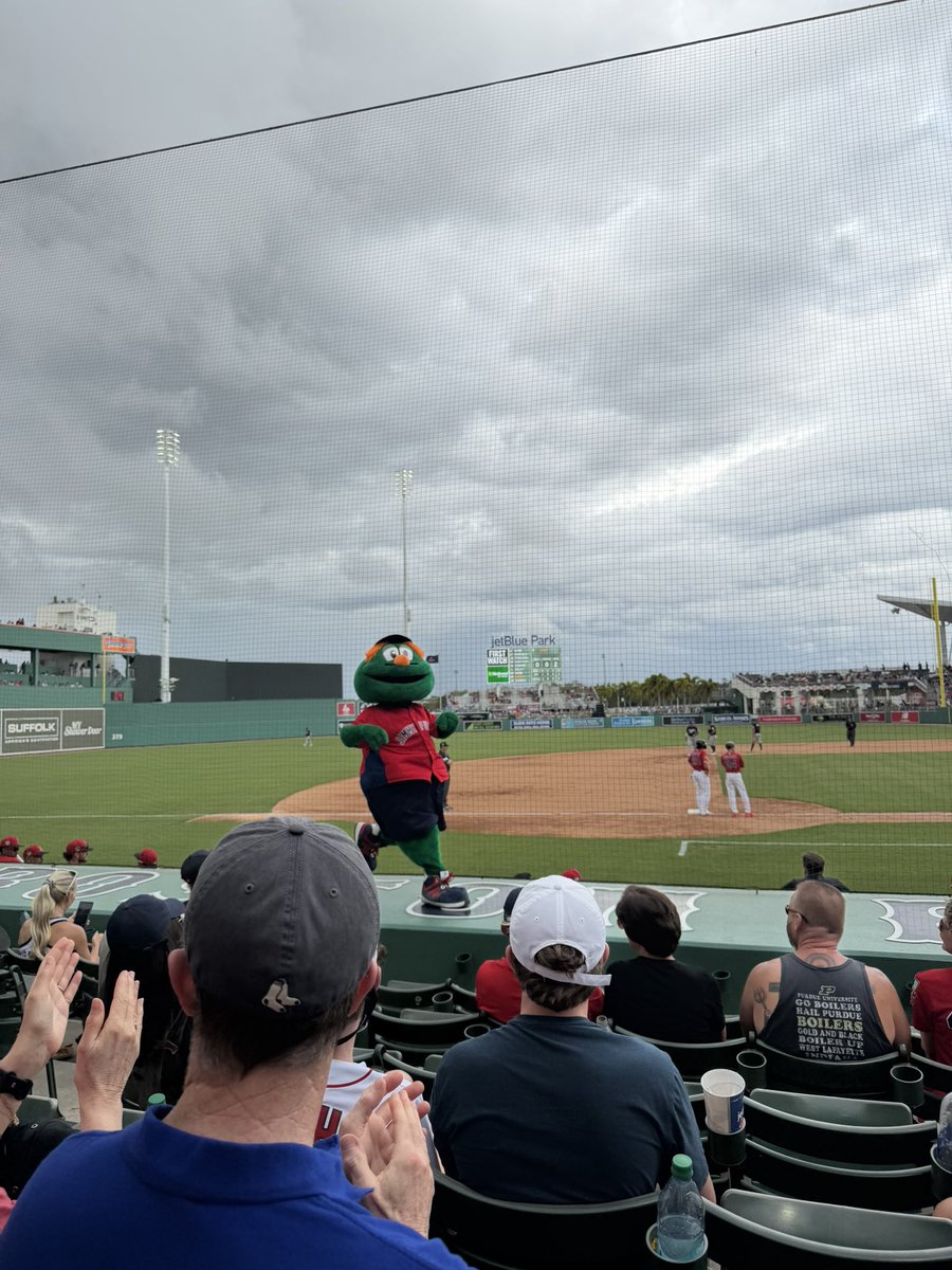 (っ◔◡◔)っ 𝓣𝔂 ♥ tweet media