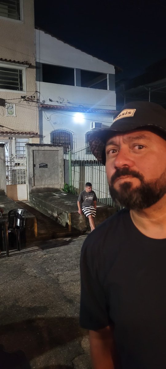 marleymark's tweet photo. Dia 15/03/2026: são 20 anos do show do #Oasis no Estacionamento do Credicard Hall, em São Paulo. https://t.co/bCfTMu48YE