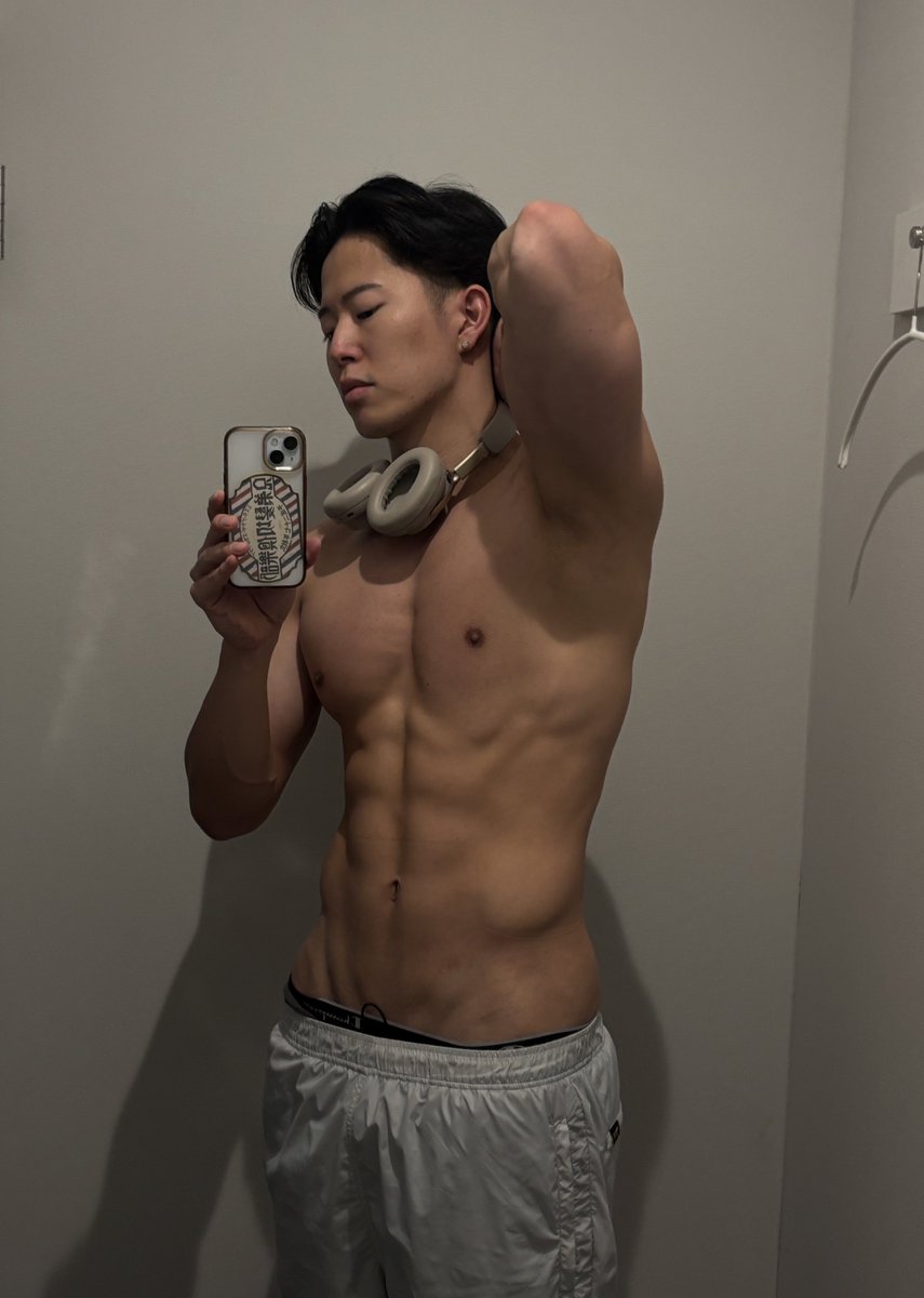 えじるううう tweet media