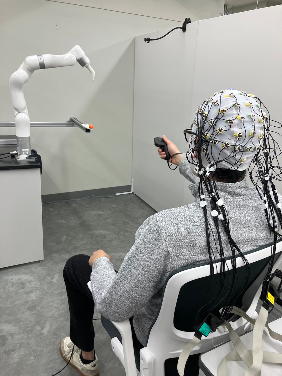 baito_exp's tweet photo. 2026年研究76
内容：ロボット遠隔操作時の脳波計測
対象：視覚に障害を持たない18歳~65歳
日程：2026年3月23～24日
所要時間：約3時間
謝礼：時給1500円
場所：産総研　臨海副都心センター（東京都江東区）
参加はプロフィール欄のサイトより https://t.co/mO6pxBWQPI
