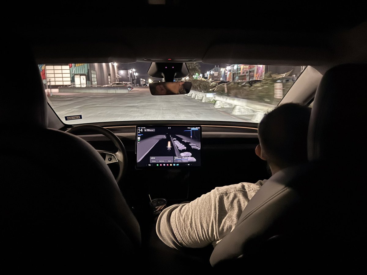 Warren Whyte tweet media