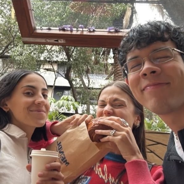 LuchiyOli tweet media