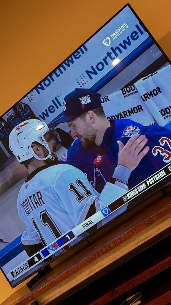 Kayla Knierim tweet media