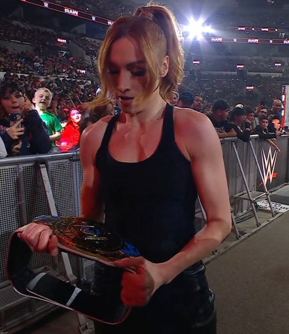 Becky Lynch 💫 tweet media