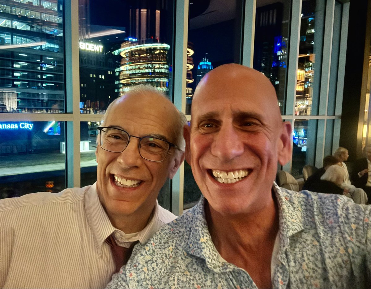 Gary Lezak tweet media