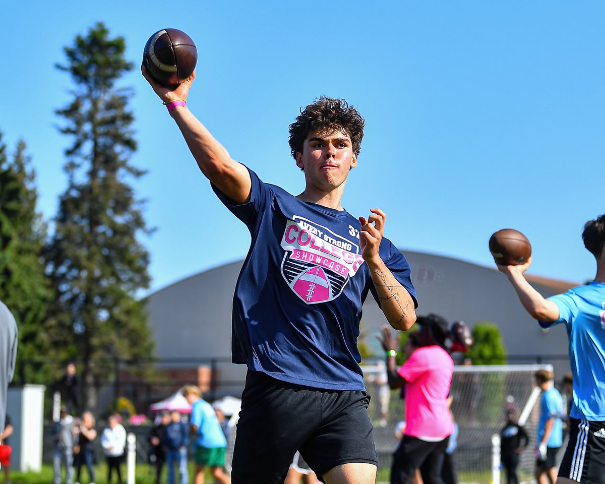 Avery Strong Showcases tweet media