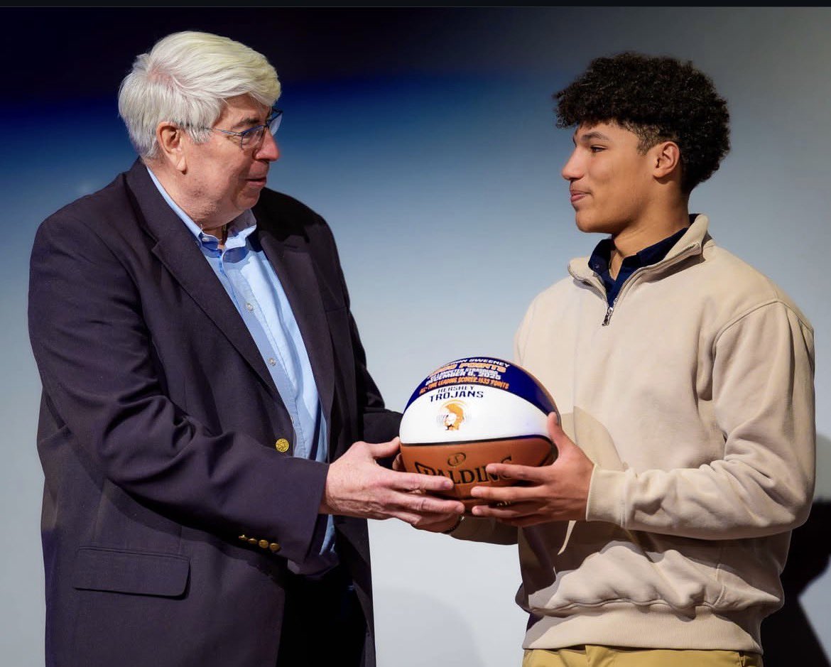 Hershey Boys BBall tweet media