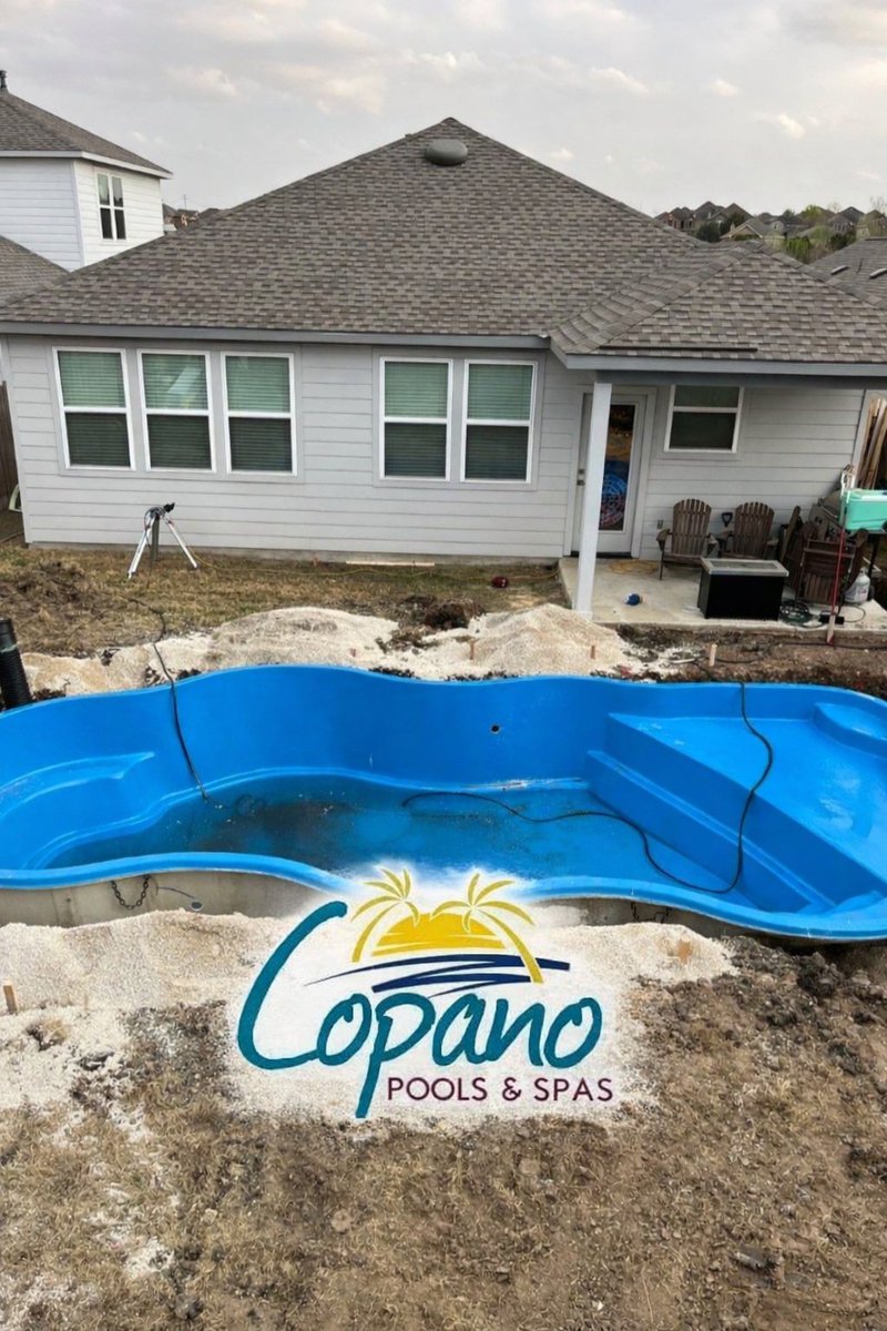 CopanoPools's tweet image. Another beautiful Billabong Splash Fiberglass Pool installation underway! 
#FiberglassPool
#PoolInstallation
#BackyardOasis
#LuxuryBackyard
#SwimmingPoolInstallation
#TexasPools
#BackyardTransformation
#CopanoPoolsAndSpas
#FiberglassPools
#PoolLife