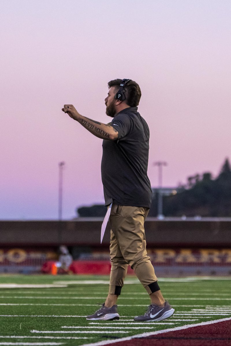 La Cañada Football tweet media