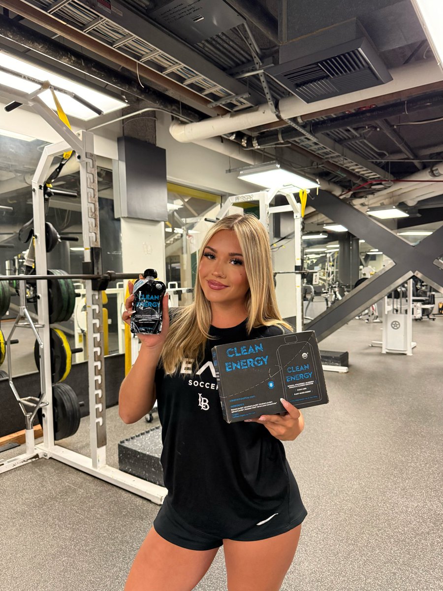 JordanC_2023's tweet image. Clean Energy @Cleansmoothie is back at Long Beach State fueling athletes and available to the public soon.  New flavor, always clean label.  The only clean label sports and energy drink is back #cleansmoothie #cleanlabel #cleanenergy