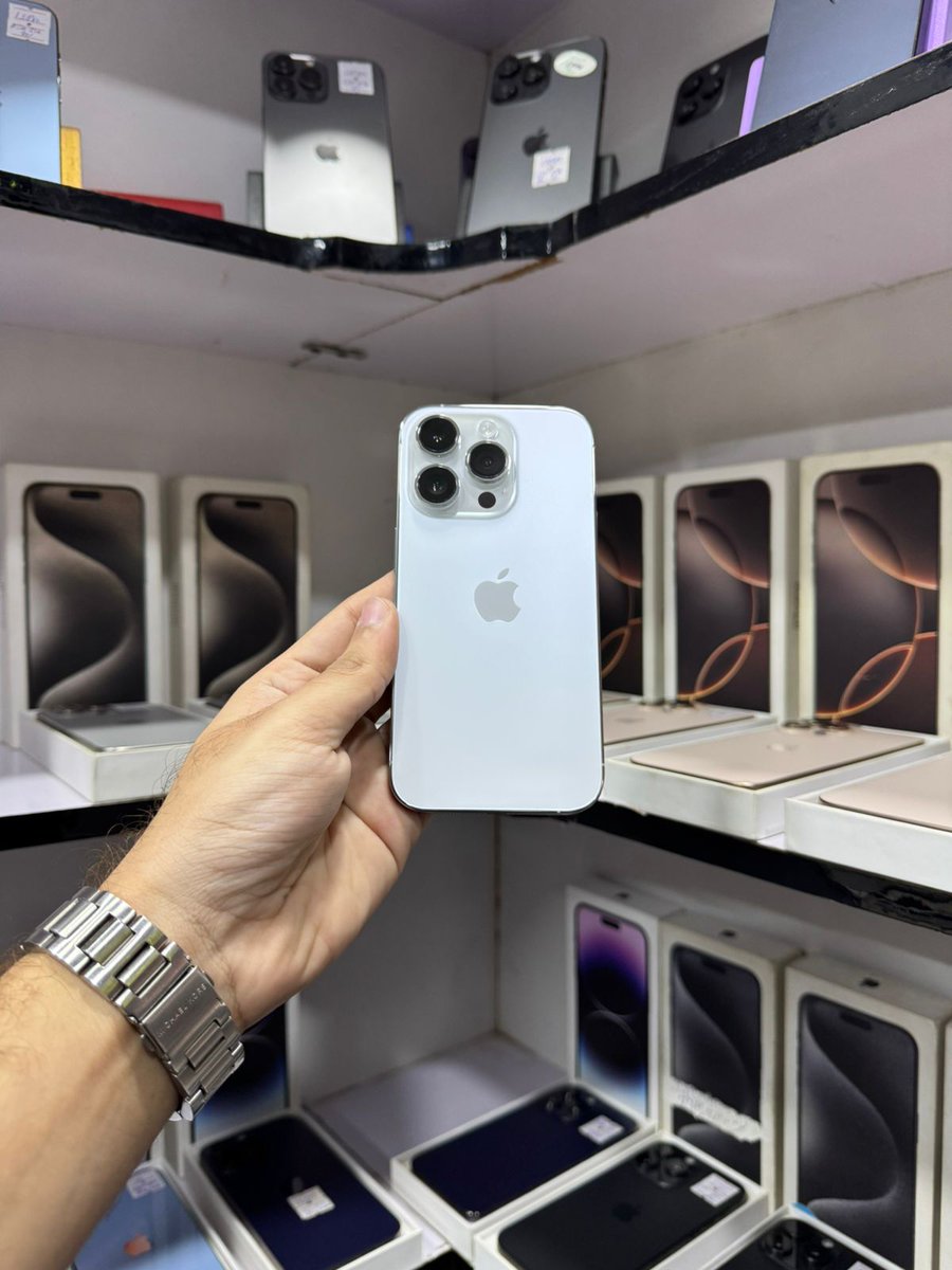 Techhubmobile's tweet photo. iPhone 14 Pro 128gb📱
(Fresh Stock 🔥)

LLA / USA 🇺🇸
Silver Colour 🤍
Brand-New Condition 10/10
Battery Health 89%
Non Pta ❌
Factory Unlock
Sealed Waterprooof 💦

ONLY IN 135,000/- 💵

📞Contact on Whatsapp:
03139259112

#iphone #apple #samsung #pro #xiaomi #plus #promax #oppo https://t.co/MADjSaaanD