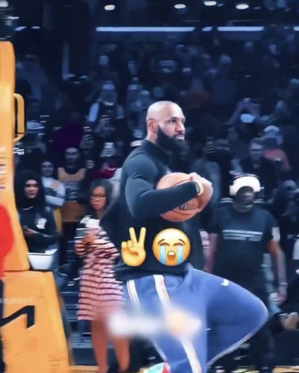 timi 👾🎧 (tN) tweet media