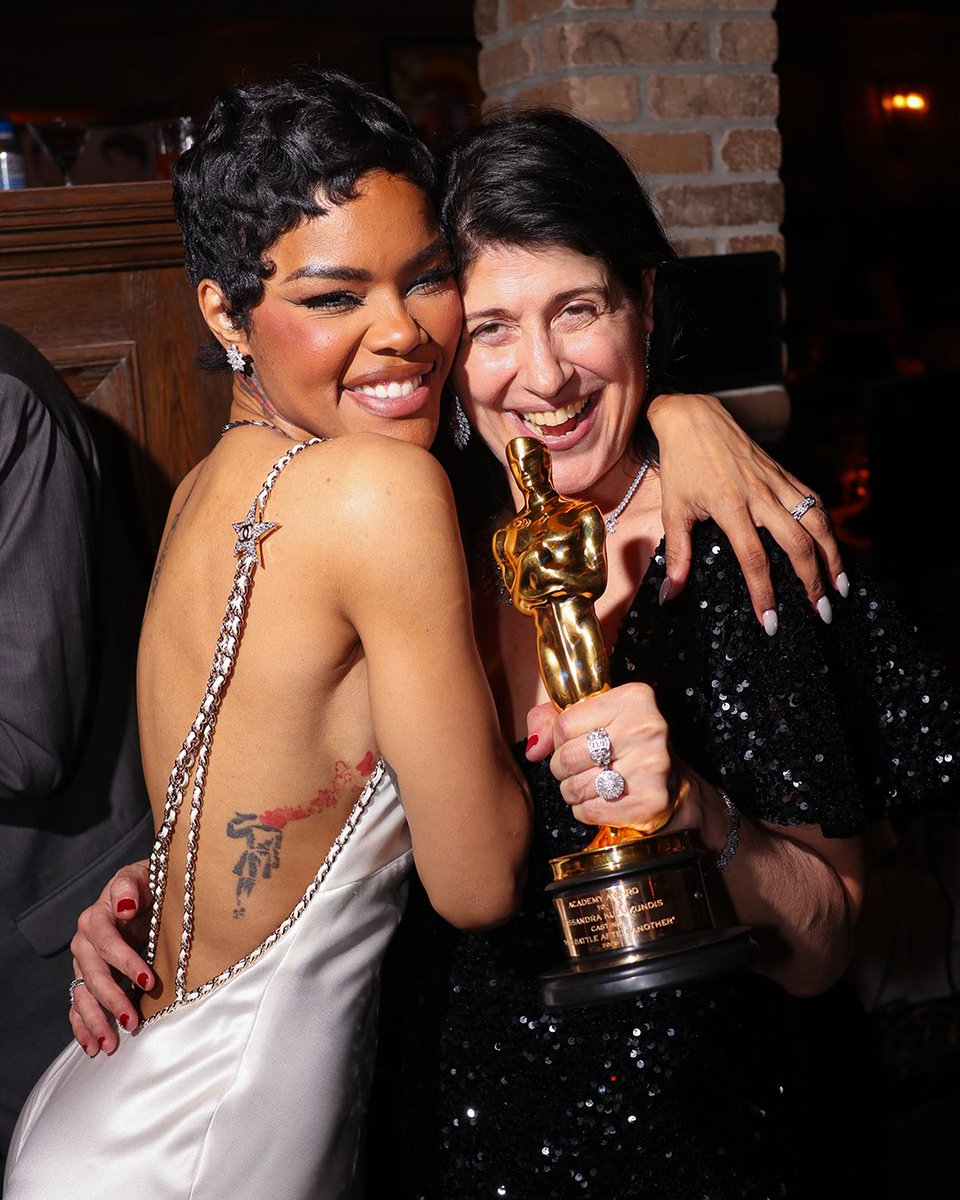 Warner Bros. tweet media