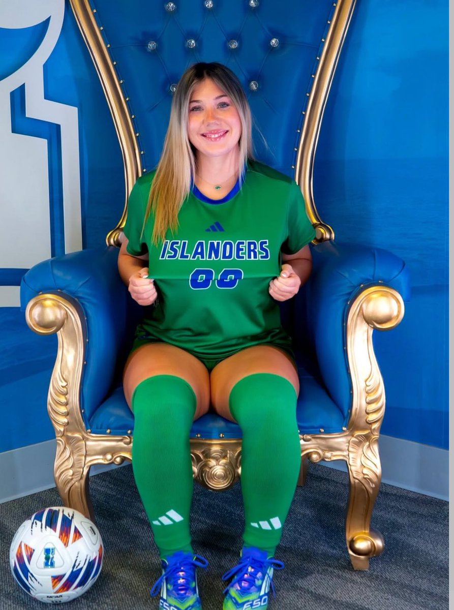 Bry Russell tweet media