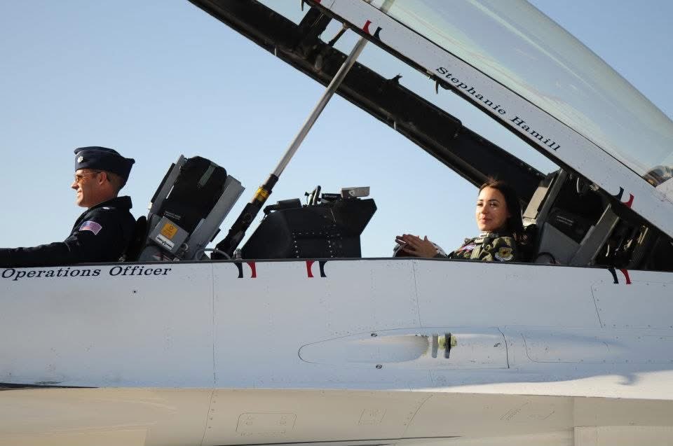 Stephanie Hamill tweet media