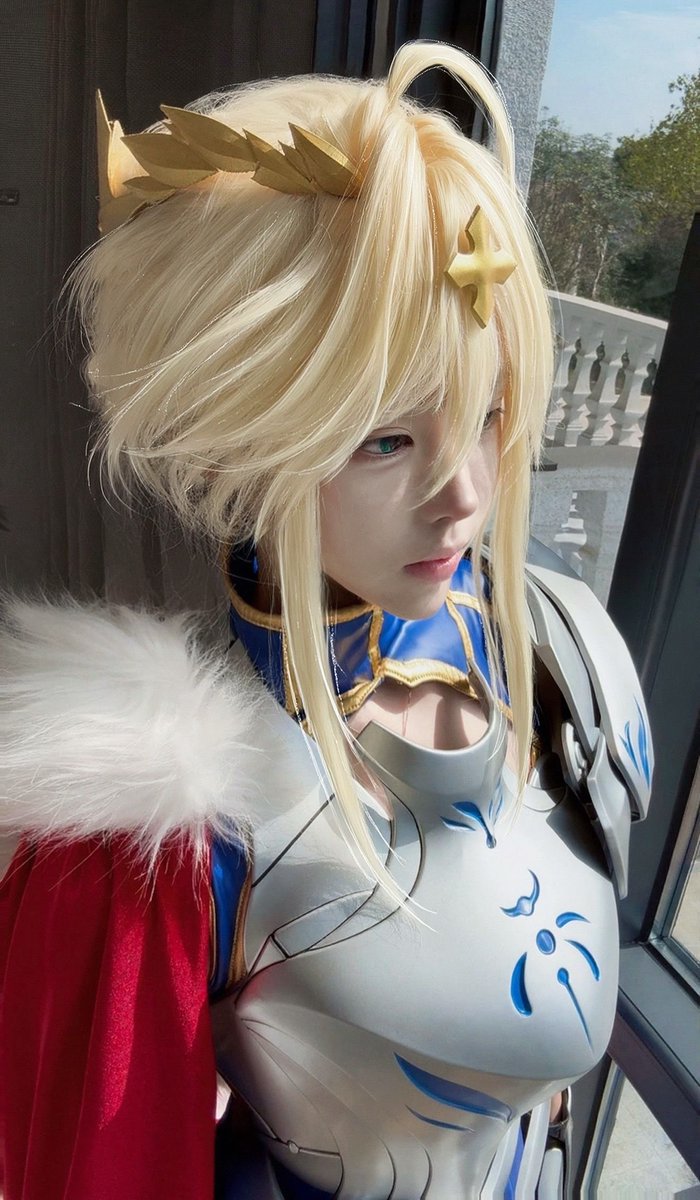 阿尔托莉雅
cr:醋醋鱼