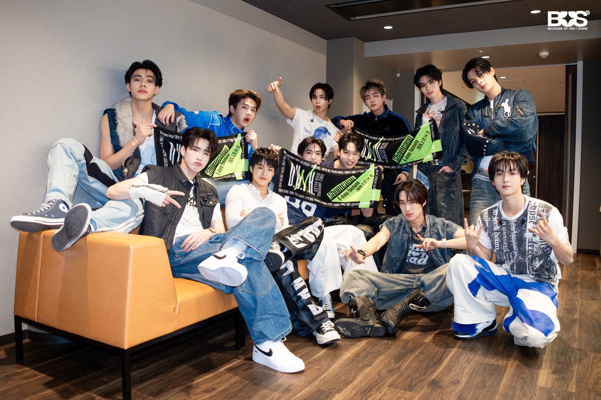 BUS_SONRAY's tweet photo. D.U.N.K. Showcaseに出演する機会をいただき、本当にありがとうございました。
そして、ファンの皆さん、温かい応援をありがとうございました！
またお会いできるのを楽しみにしています✨

これからも、BUSの応援をよろしくお願いします！

-

ขอบคุณงาน D.U.N.K. Showcase ที่ให้โอกาสพวกเราได้ขึ้นไปแสดงบนเวทีครั้งนี้นะครับ และขอบคุณแฟน ๆ ทุกคนสำหรับกำลังใจที่มอบให้พวกเราด้วยนะครับ ✨

-

Thank you to D.U.N.K. Showcase for giving us the opportunity to perform on this stage, and thank you to all the fans for your warm support. We hope to see you again soon!  ✨

#D_U_N_K_xBUS
#D_U_N_K_
#日本を踊らせろ
#DanceUniverseNeverKilled
#BUSbecauseofyouishine