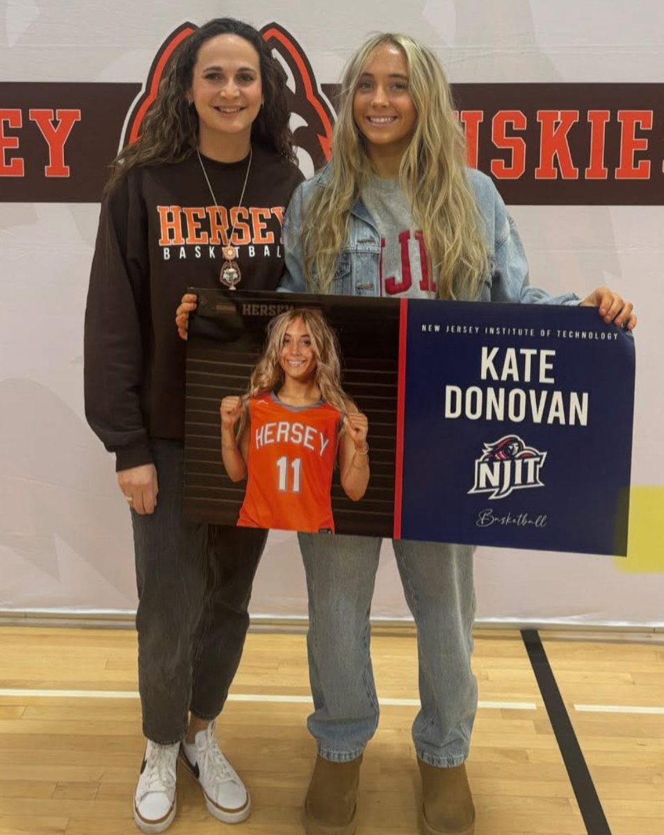 Carrie Donovan tweet media