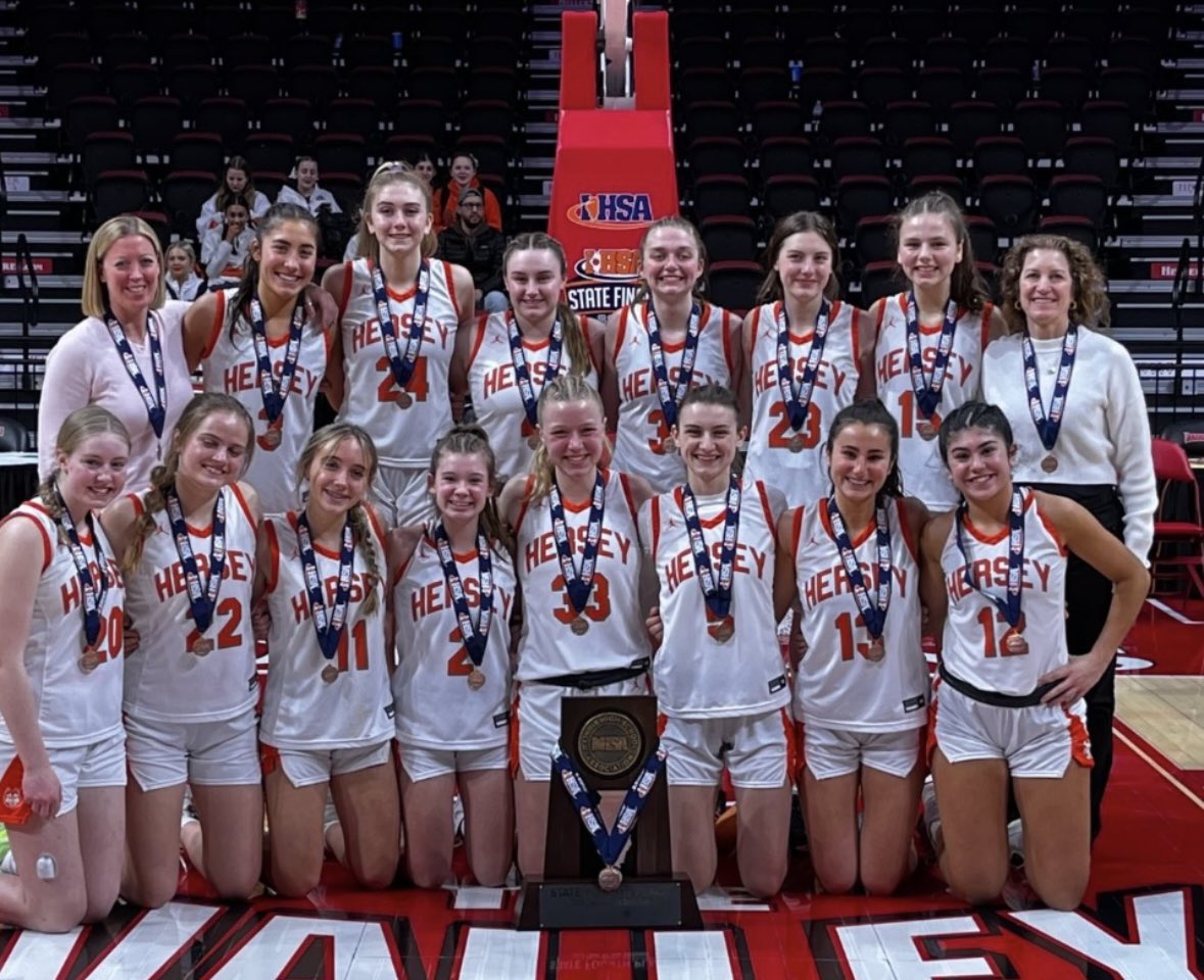 Carrie Donovan tweet media