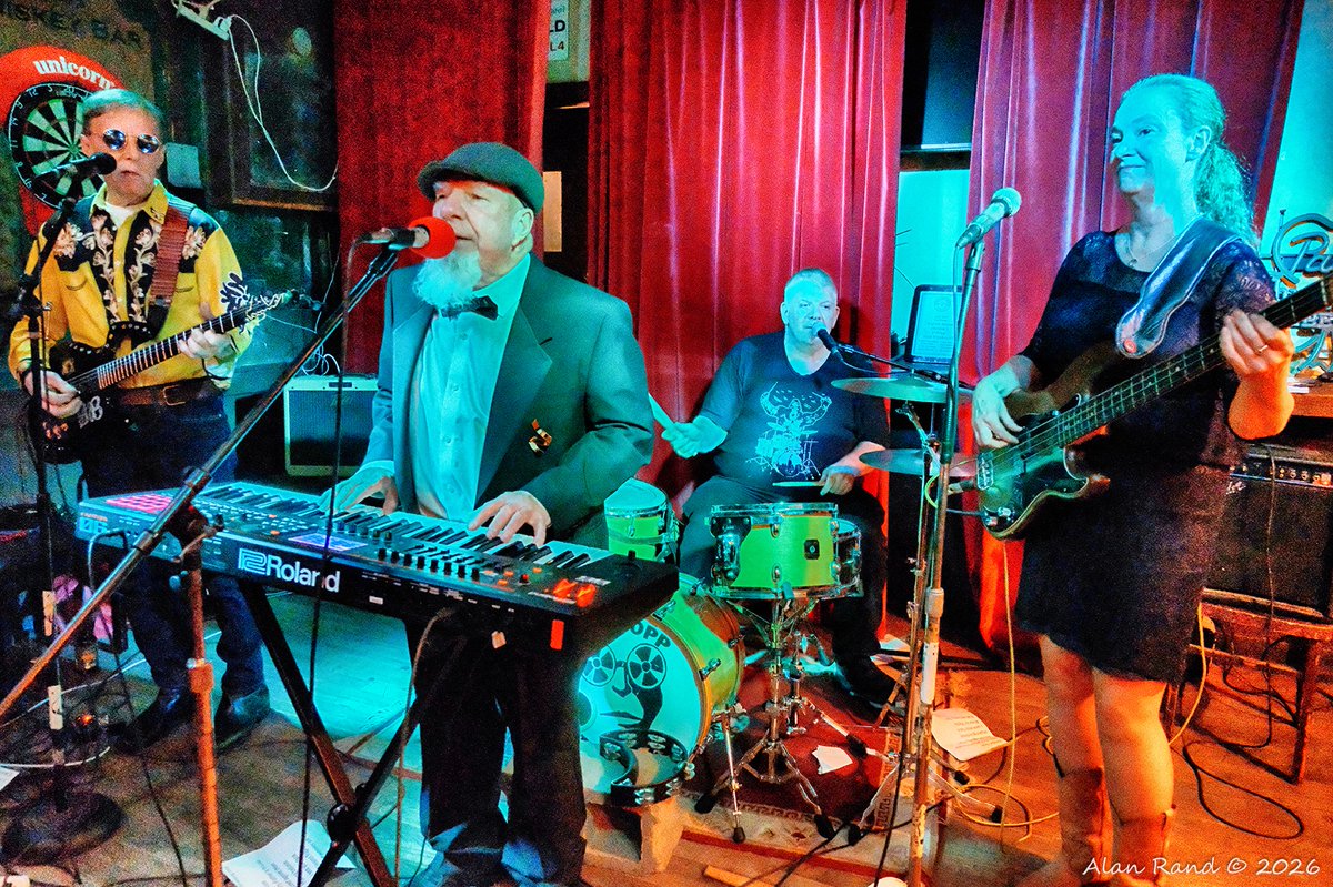 Everynight Charley tweet media