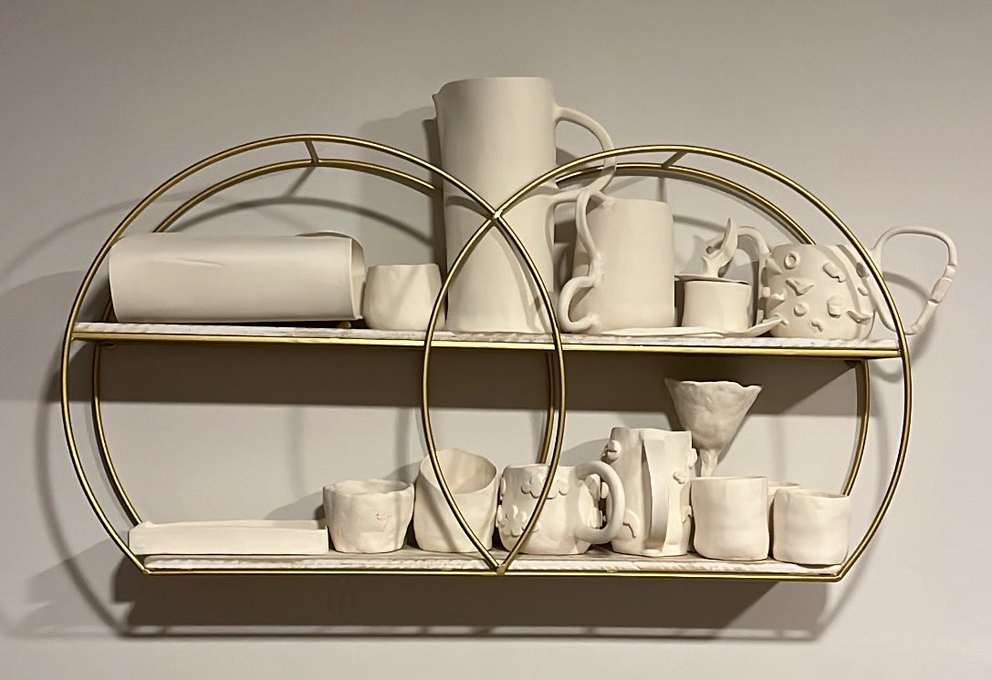 Tres horas de lijar mis piezas de cerámica para reiniciar la vida ✨